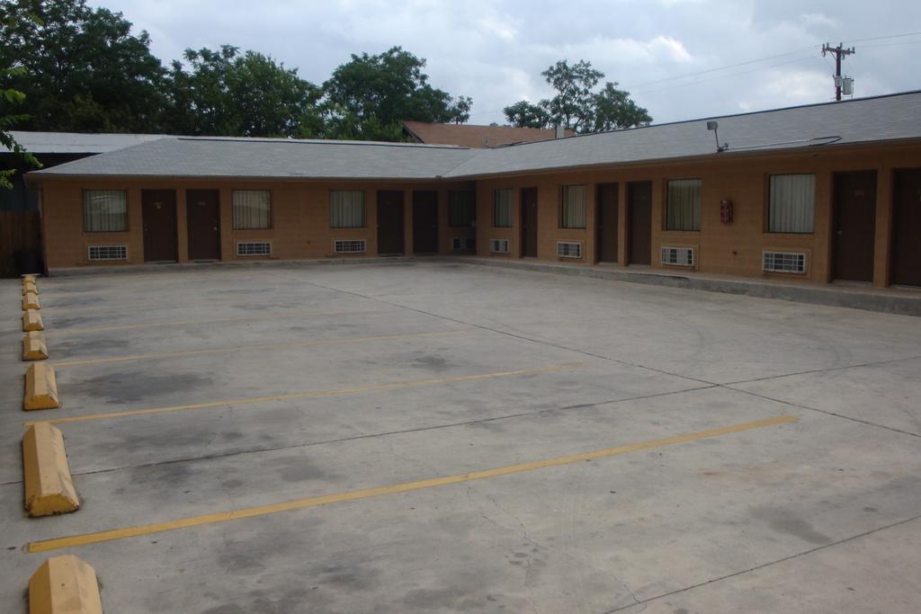 American Motel San Antonio Exterior photo